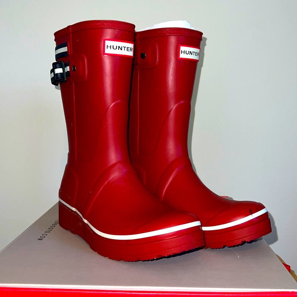 Hunter Women’s Rainboots, size 6
